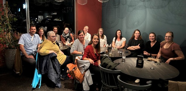 Gemeinsames Abendessen nach einem erfolgreichen Springerpoolsymposium