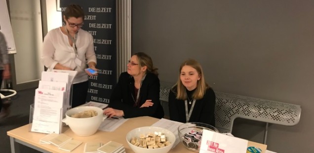 Der Empfangstresen