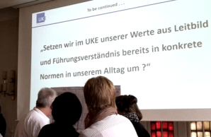 Teilnehmer bei einem Workshop