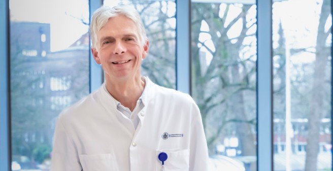 Moin Prof. Dr. Thilo Hackert