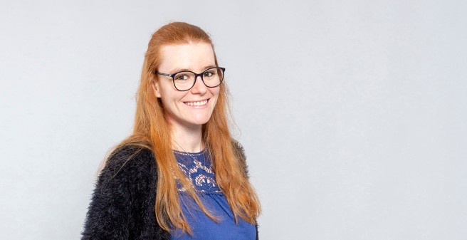 Melody Mouchet lächelt in die Kamera