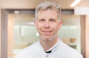 Dr. Asmus Heumann