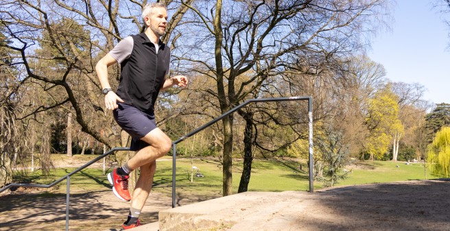 Läuft wieder. Athleticum Knie 