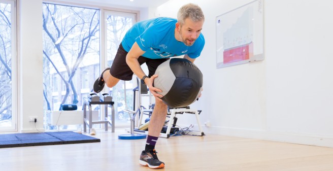 Läuft wieder Athleticum Knie