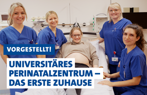  Mehrere Hebammen des UKE umringen eine junge Frau, die gerade Mutter geworden ist