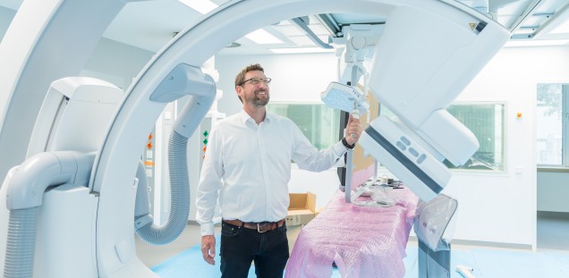 Jan-Hendrik Friedrichs in einem der insgesamt zehn hochmodernen neuen Herzkatheterlabore