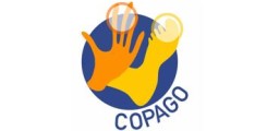 Copago Logo (Orangene Hand und gelber Fuß in Comic-Zeichenstil)