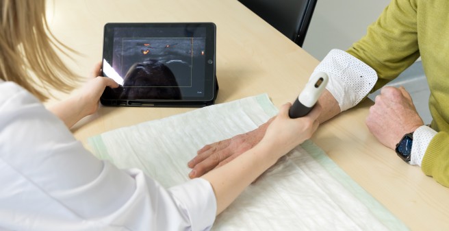 Ultraschall modern mit Tablet