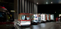Rettungswagen vor der Notaufnahme