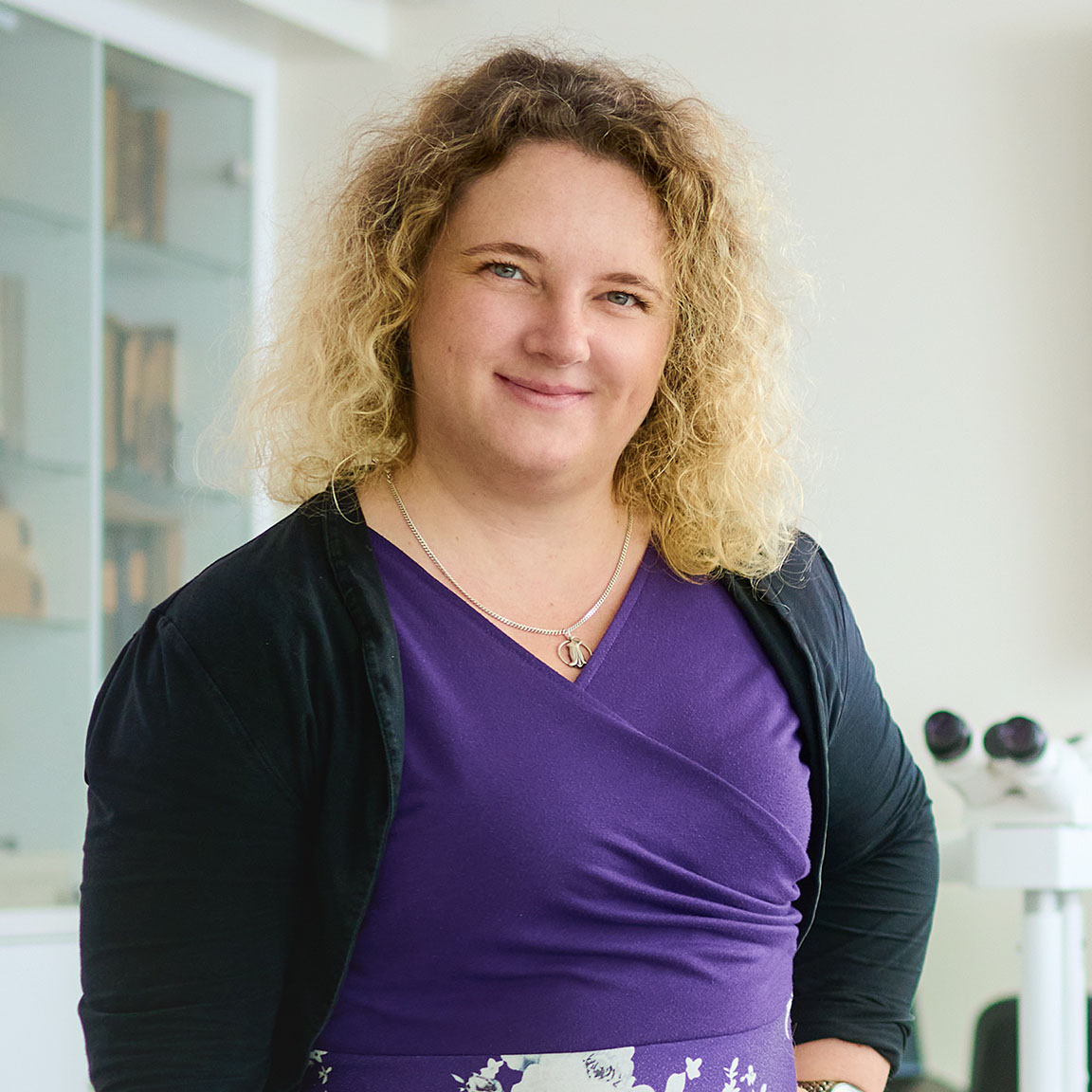 Portrait Prof. Dr. Julia Neumann