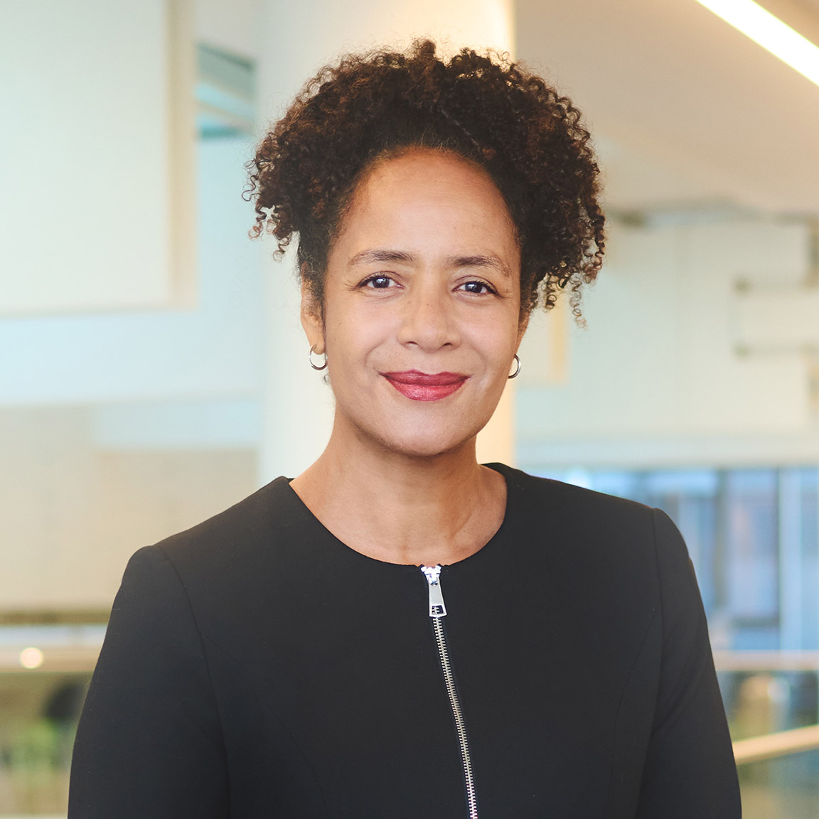 Portrait Frau Prof. Dr. Marylyn Addo