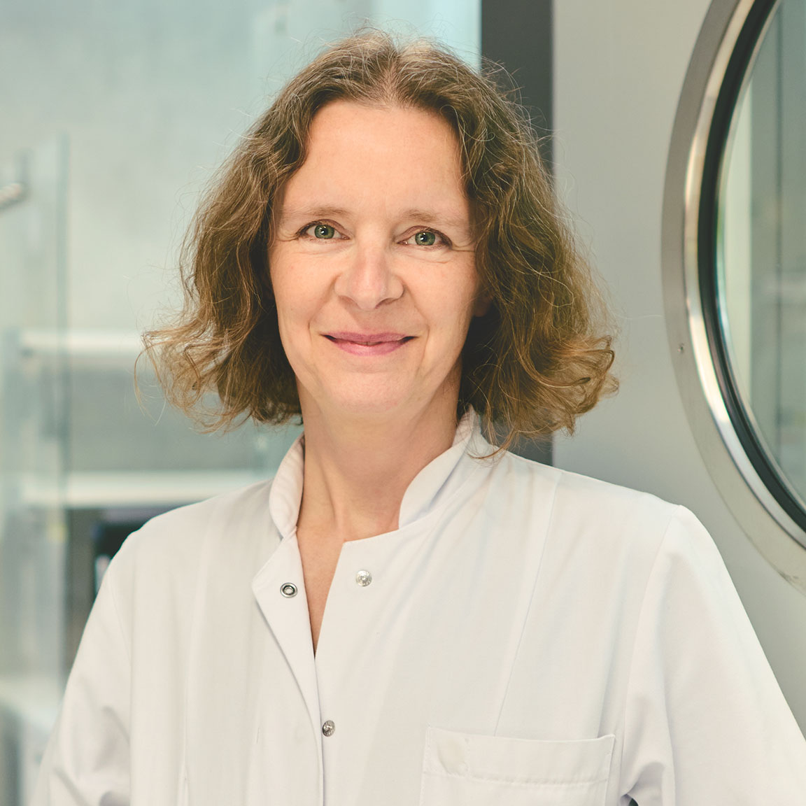 Portraitbild Frau Prof. Dr. Linda Diehl