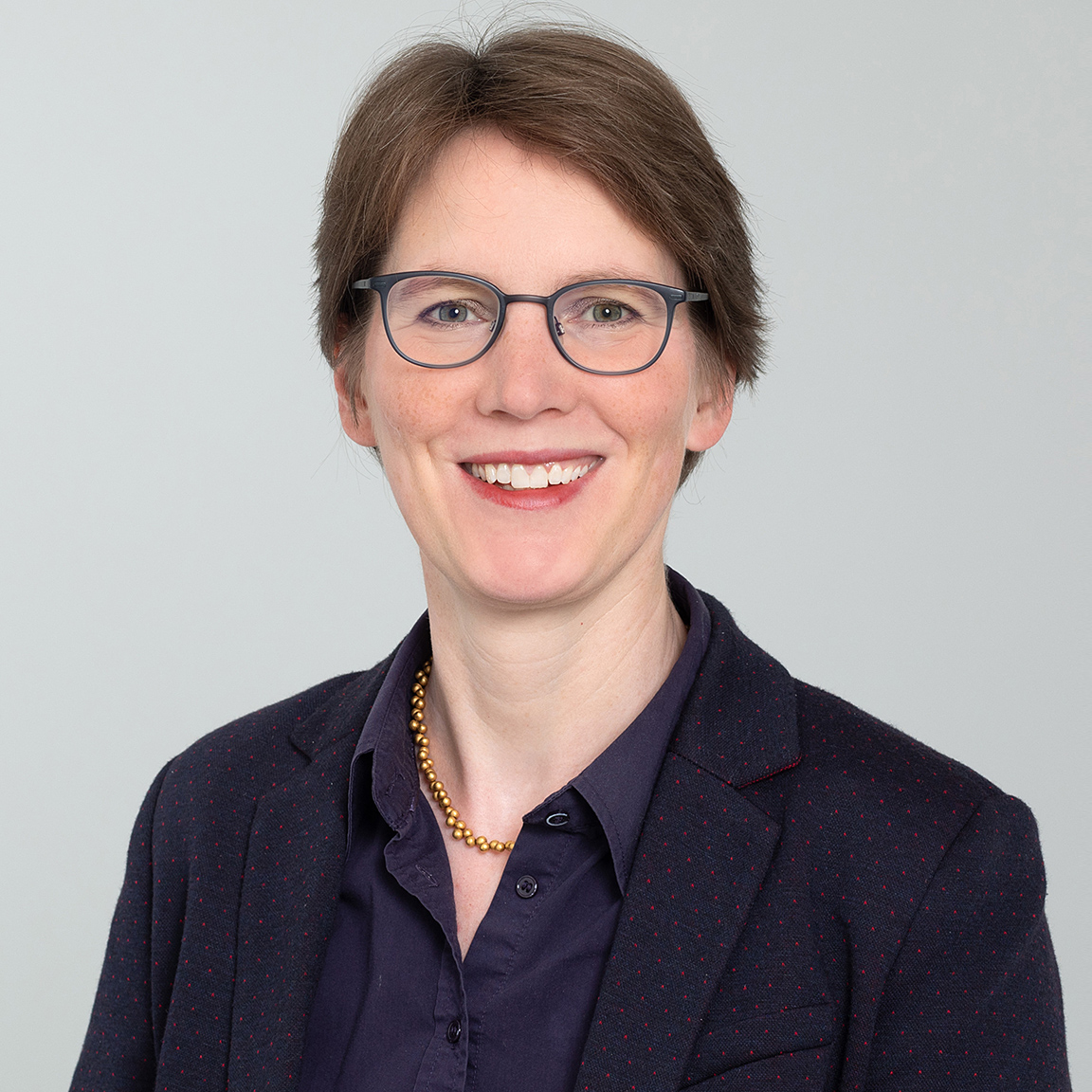 Portrait Prof. Dr. Antonia Zapf