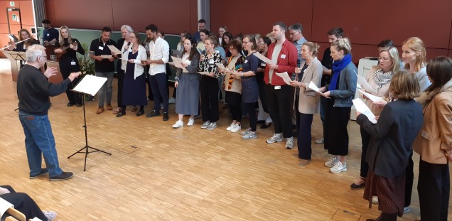Verabschiedung Prof. Dr. Rainer Thomasius - Song der Mitarbeitenden des Jugendsuchtbereichs