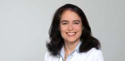 Dr. Nora Lang