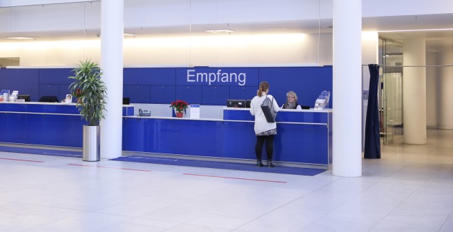 reception des in the main buildung