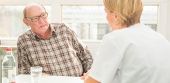 consultation between patient and nurse