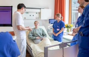 Wenn Sie einverstanden sind, dürfen auch Studierende an Ihrer Visite teilnehmen